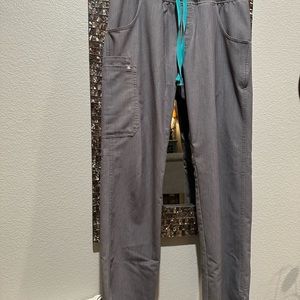 Figs Graphite scrub pants Women’s sz M Gray